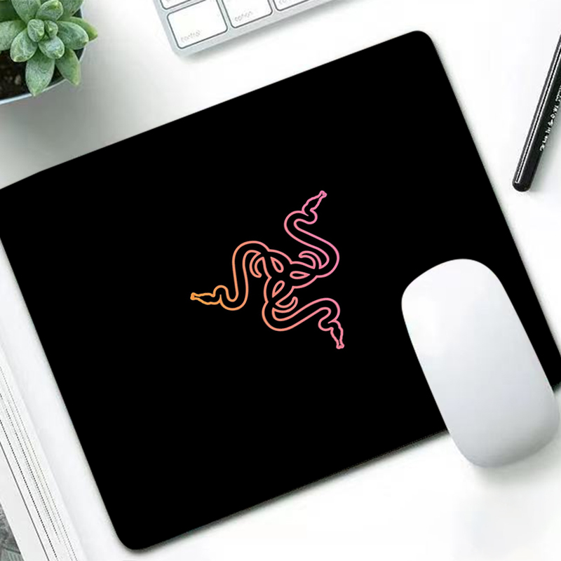 Gaming Keyboard Tactile - Razer Luxury Mouse Pad Anime Gamer